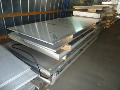 Plate aluminum