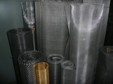 Nets from non-ferrous metals